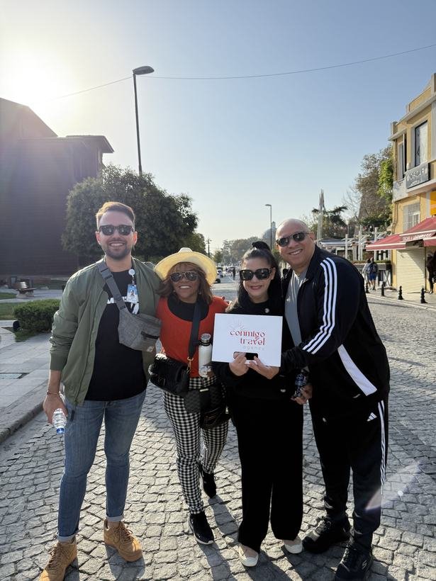 Conmigo guests in Istanbul at sunset