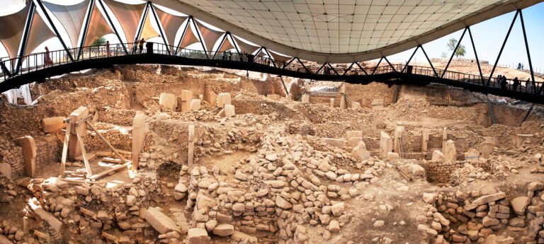 The enclosures of Göbeklitepe · photo: Banu Nazikcan, CC BY-SA